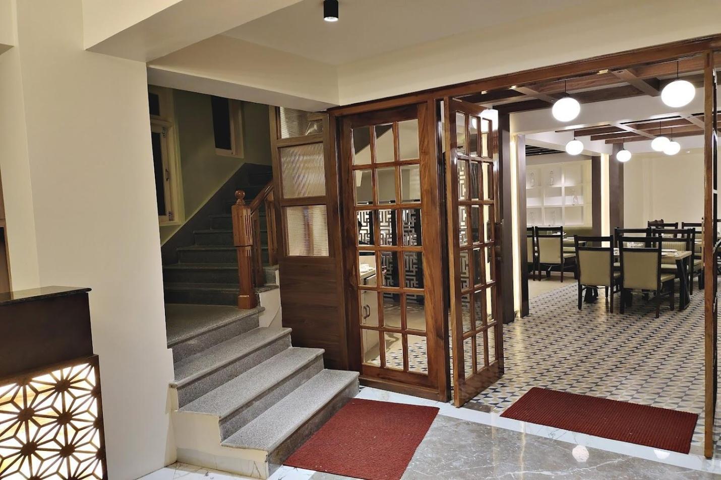 大吉岭 Serenity Taksa Palace酒店 外观 照片